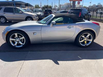 2006 Pontiac Solstice Convertible   - Photo 9 - Phoenix, AZ 85014