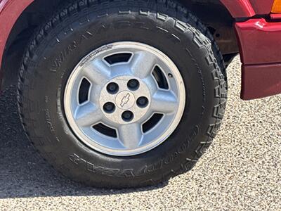 2003 Chevrolet S-10 LS Crew Cab 4x4   - Photo 10 - Phoenix, AZ 85014
