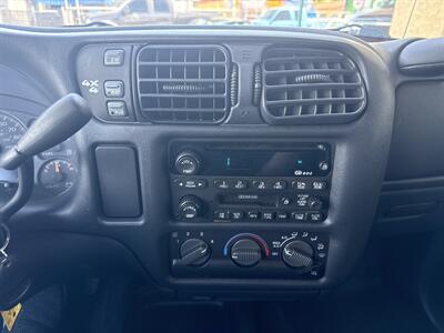 2003 Chevrolet S-10 LS Crew Cab 4x4   - Photo 15 - Phoenix, AZ 85014