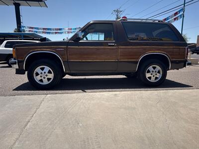 1984 GMC S-15 WOODY   - Photo 5 - Phoenix, AZ 85014