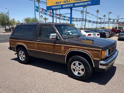 1984 GMC S-15 WOODY   - Photo 2 - Phoenix, AZ 85014