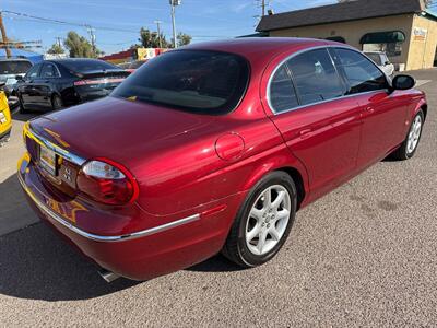 2005 Jaguar S-Type 4.2   - Photo 8 - Phoenix, AZ 85014