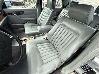 1988 Mercedes-Benz 300 SE   - Photo 17 - Phoenix, AZ 85014
