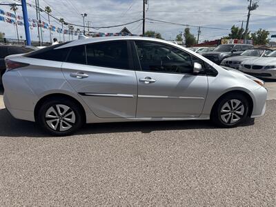 2017 Toyota Prius Two   - Photo 9 - Phoenix, AZ 85014