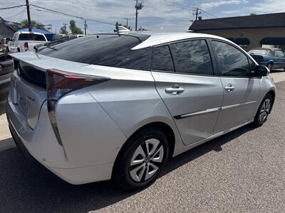 2017 Toyota Prius Two   - Photo 8 - Phoenix, AZ 85014