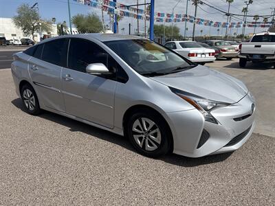 2017 Toyota Prius Two   - Photo 2 - Phoenix, AZ 85014