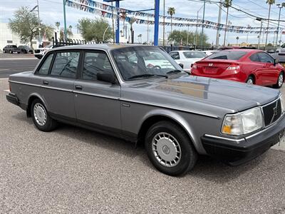 1991 Volvo 240 DL Sedan   - Photo 3 - Phoenix, AZ 85014