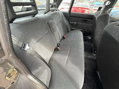 1991 Volvo 240 DL Sedan   - Photo 16 - Phoenix, AZ 85014