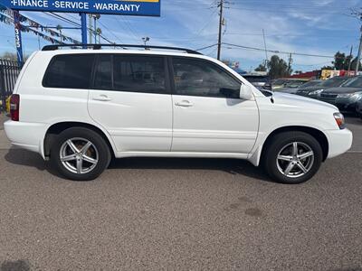 2006 Toyota Highlander   - Photo 9 - Phoenix, AZ 85014