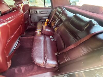 1993 Buick Roadmaster Limited   - Photo 17 - Phoenix, AZ 85014