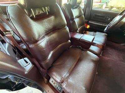 1993 Buick Roadmaster Limited   - Photo 16 - Phoenix, AZ 85014