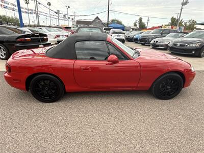 2004 Mazda MX-5 Miata LS   - Photo 16 - Phoenix, AZ 85014