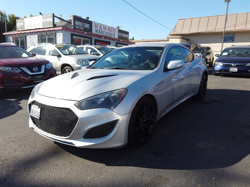 2015 Hyundai Genesis 3.8 - Photo 1 - San Diego, CA 92115