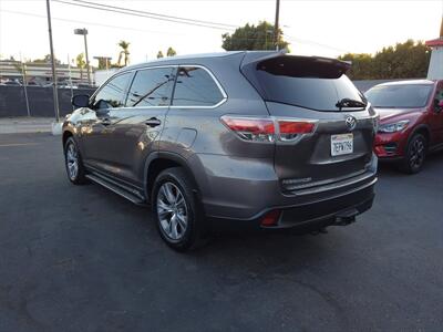 2014 Toyota Highlander XLE   - Photo 6 - San Diego, CA 92115