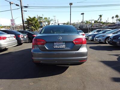 2013 Volkswagen Jetta SE PZEV   - Photo 5 - San Diego, CA 92115