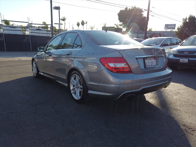 2013 Mercedes-Benz C 250 Luxury - Photo 7 - San Diego, CA 92115