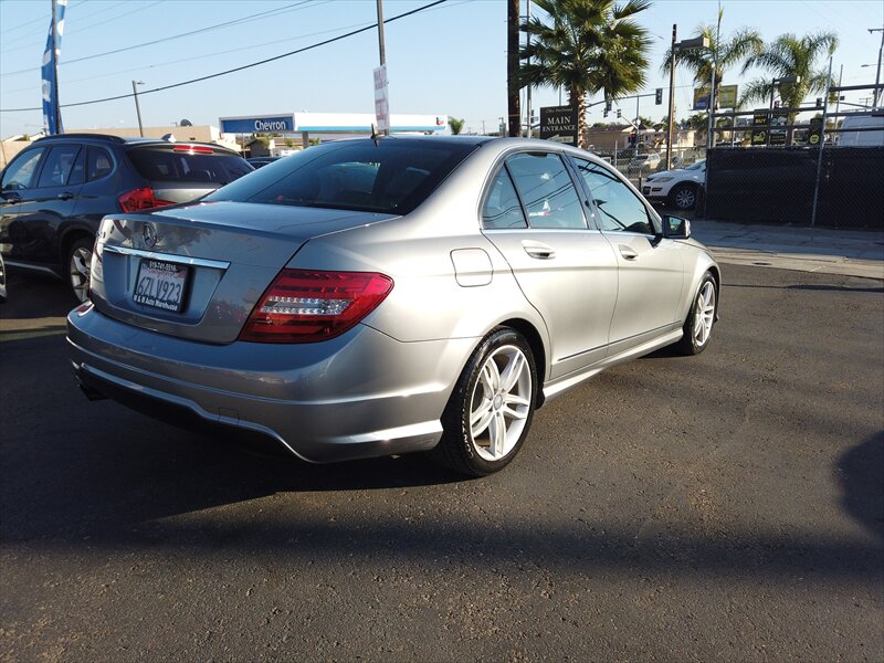 2013 Mercedes-Benz C 250 Luxury - Photo 4 - San Diego, CA 92115