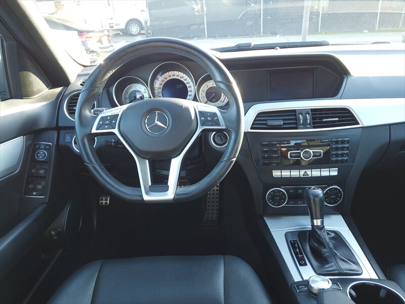2013 Mercedes-Benz C 250 Luxury - Photo 13 - San Diego, CA 92115
