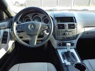 2011 Mercedes-Benz C 300 Sport   - Photo 12 - San Diego, CA 92115