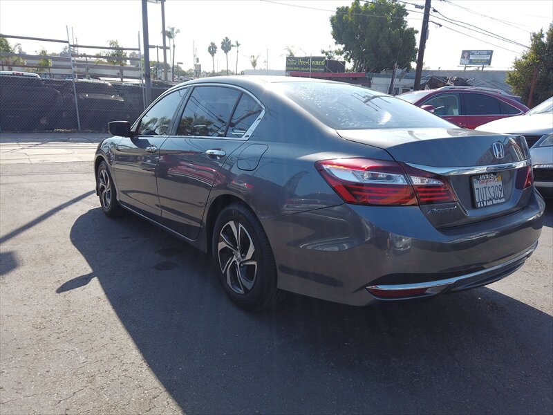 2017 Honda Accord LX - Photo 6 - San Diego, CA 92115