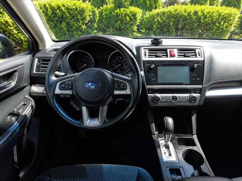 2017 Subaru Outback 2.5i Premium - Photo 7 - San Diego, CA 92115