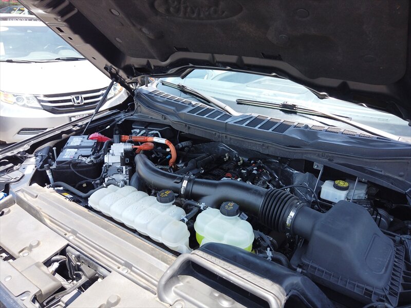 2024 Ford F-150 XLT - Photo 18 - San Diego, CA 92115