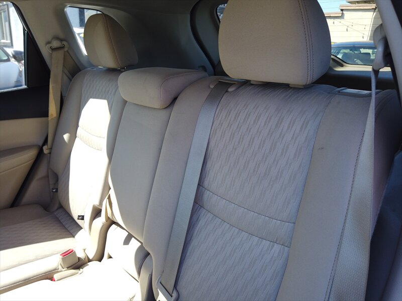 2018 Nissan Rogue SV   - Photo 9 - San Diego, CA 92115