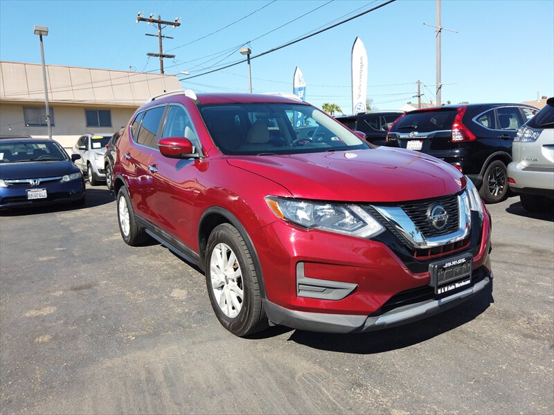 2018 Nissan Rogue SV   - Photo 3 - San Diego, CA 92115
