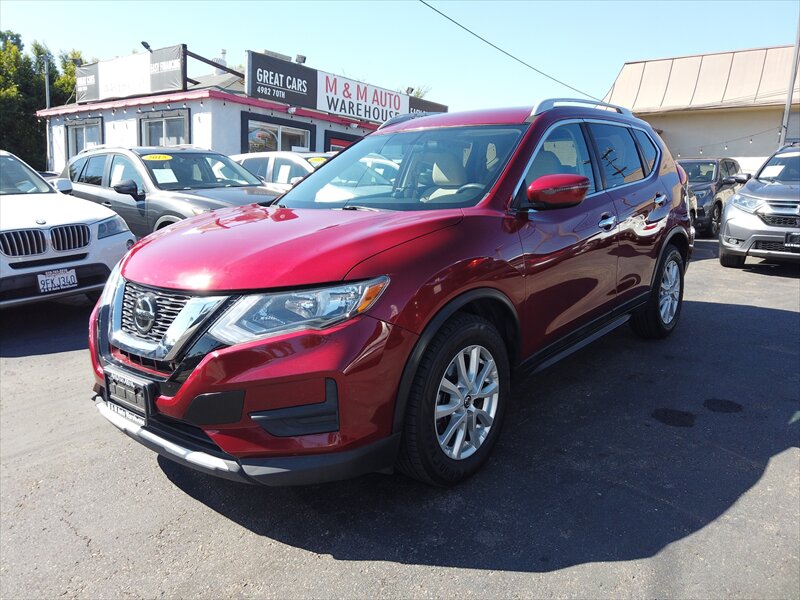 2018 Nissan Rogue SV   - Photo 1 - San Diego, CA 92115