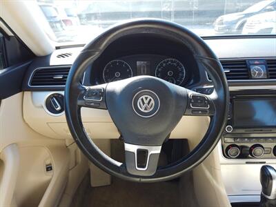 2013 Volkswagen Passat SE PZEV   - Photo 10 - San Diego, CA 92115