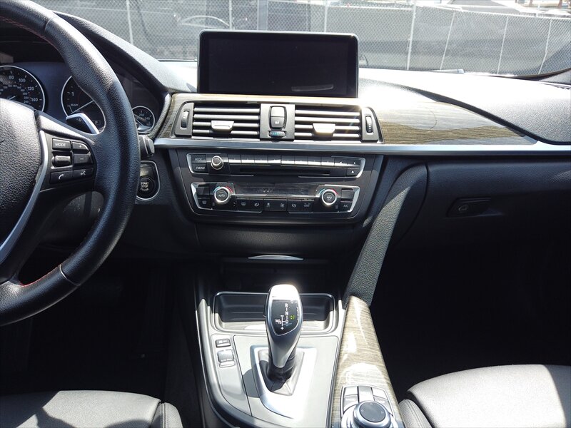 2013 BMW 3 Series 328i - Photo 12 - San Diego, CA 92115
