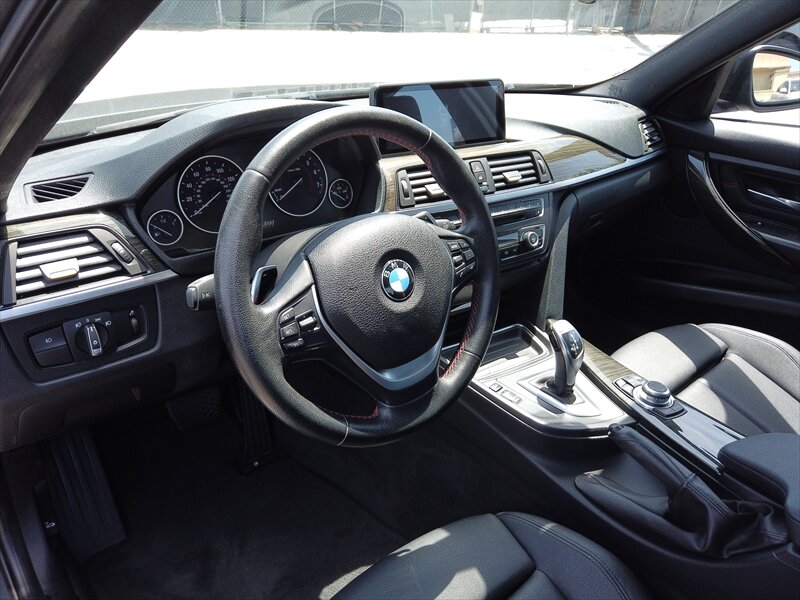 2013 BMW 3 Series 328i - Photo 8 - San Diego, CA 92115