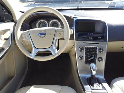 2013 Volvo XC60 T6 Premier Plus   - Photo 13 - San Diego, CA 92115