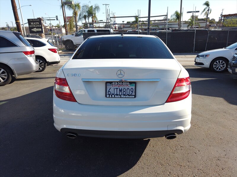 2010 Mercedes-Benz C 300 Sport - Photo 5 - San Diego, CA 92115
