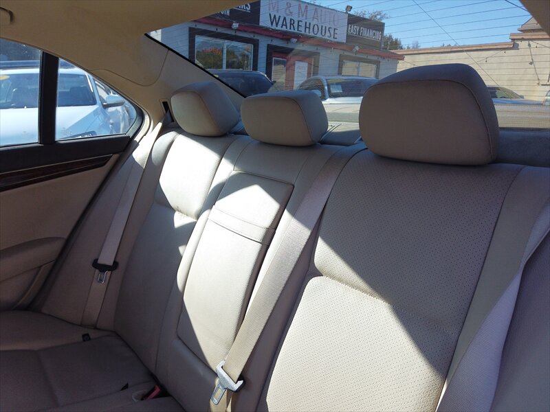 2010 Mercedes-Benz C 300 Sport - Photo 8 - San Diego, CA 92115