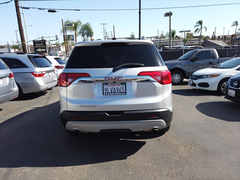 2019 GMC Acadia SLT-1 - Photo 5 - San Diego, CA 92115