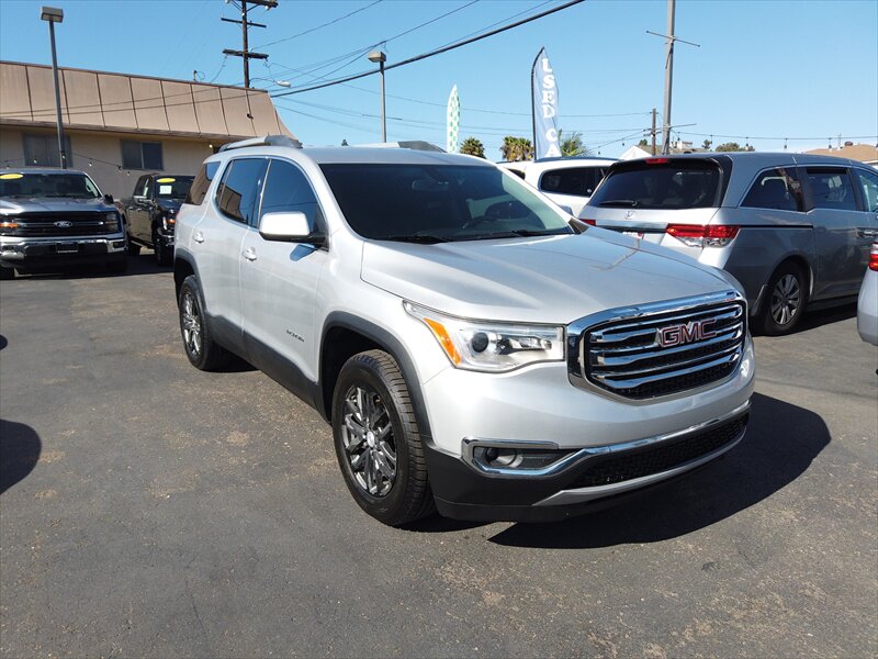 2019 GMC Acadia SLT-1 - Photo 3 - San Diego, CA 92115