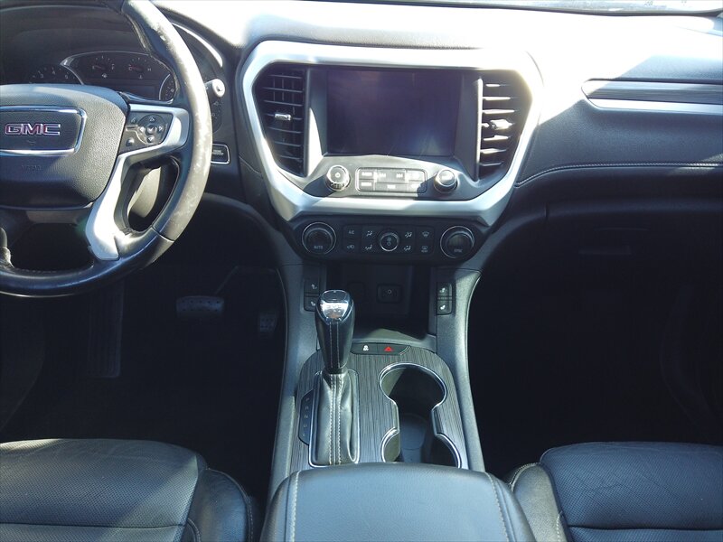 2019 GMC Acadia SLT-1 - Photo 12 - San Diego, CA 92115