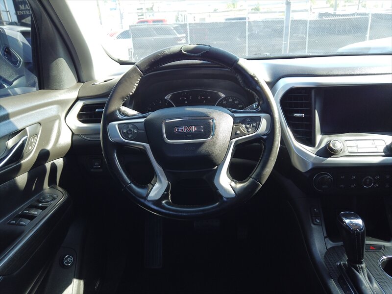 2019 GMC Acadia SLT-1 - Photo 11 - San Diego, CA 92115