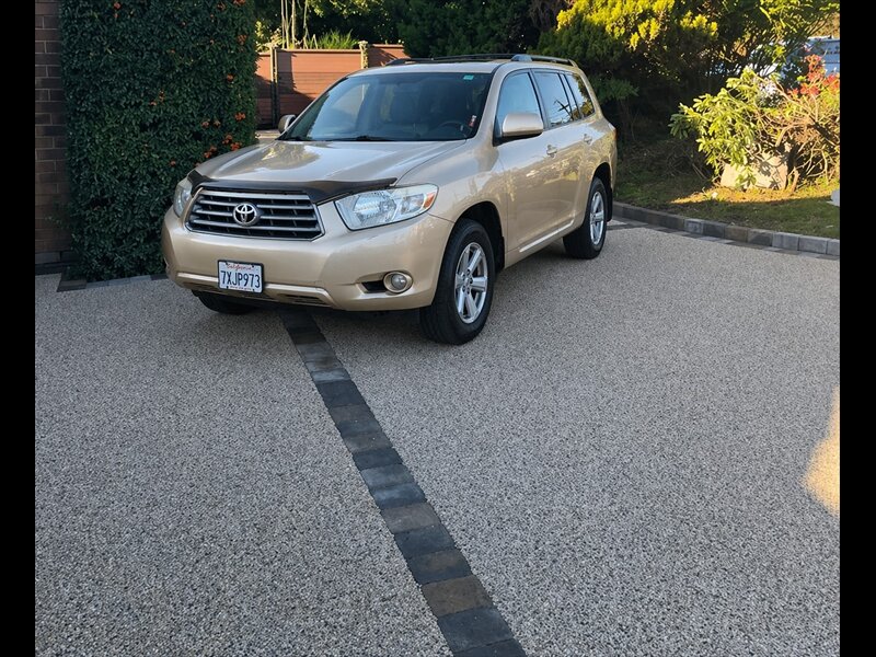 2010 Toyota Highlander SE