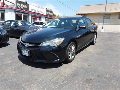 2015 Toyota Camry SE Sedan