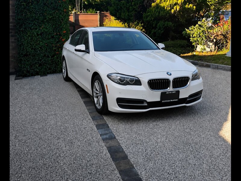 2014 BMW 5 Series 528i - Photo 3 - San Diego, CA 92115