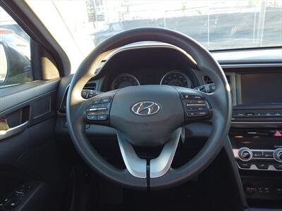 2020 Hyundai ELANTRA SEL   - Photo 9 - San Diego, CA 92115