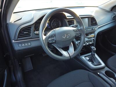 2020 Hyundai ELANTRA SEL   - Photo 6 - San Diego, CA 92115