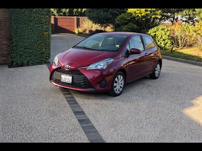 2018 Toyota Yaris 3-Door LE   - Photo 1 - San Diego, CA 92115