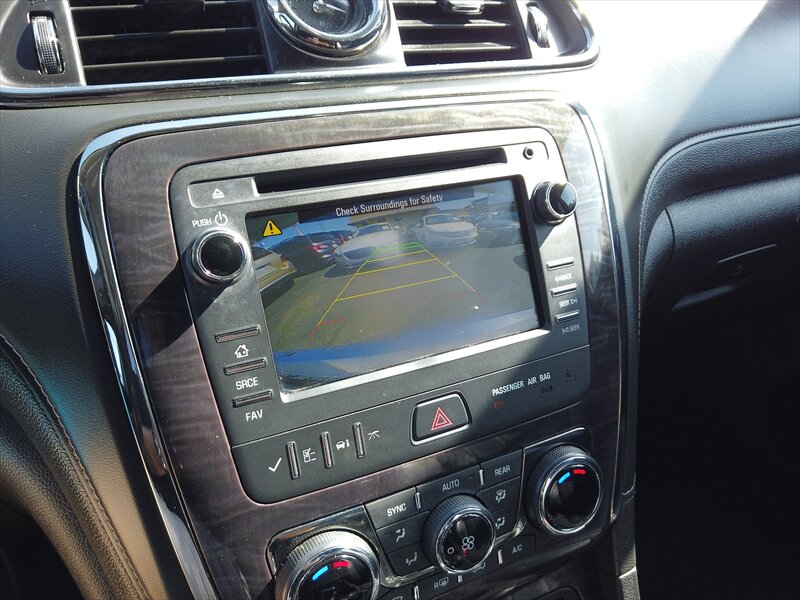 2015 Buick Enclave Leather - Photo 12 - San Diego, CA 92115