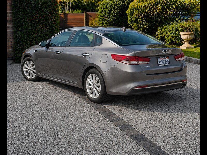 2018 Kia Optima LX - Photo 6 - San Diego, CA 92115