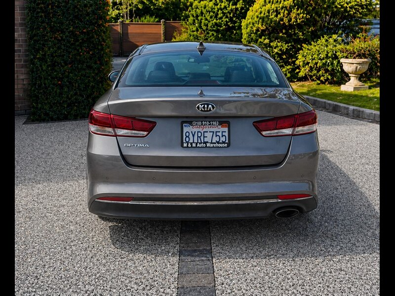 2018 Kia Optima LX - Photo 5 - San Diego, CA 92115