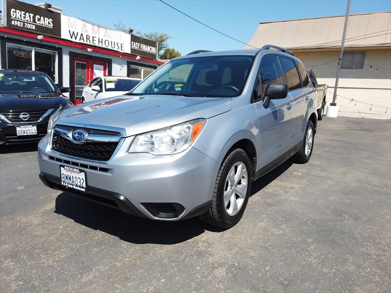 2015 Subaru Forester 2.5i  