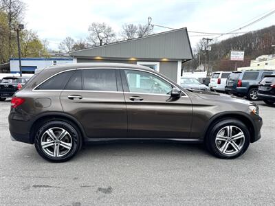 2018 Mercedes-Benz GLC 300 4MATIC   - Photo 4 - Rockaway, NJ 07866